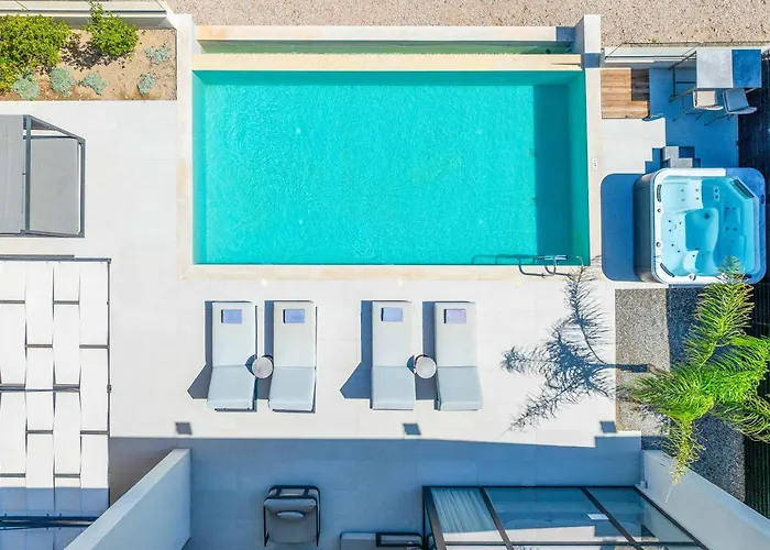 Villa Trapezia Diamond