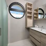 Trapezia Diamond